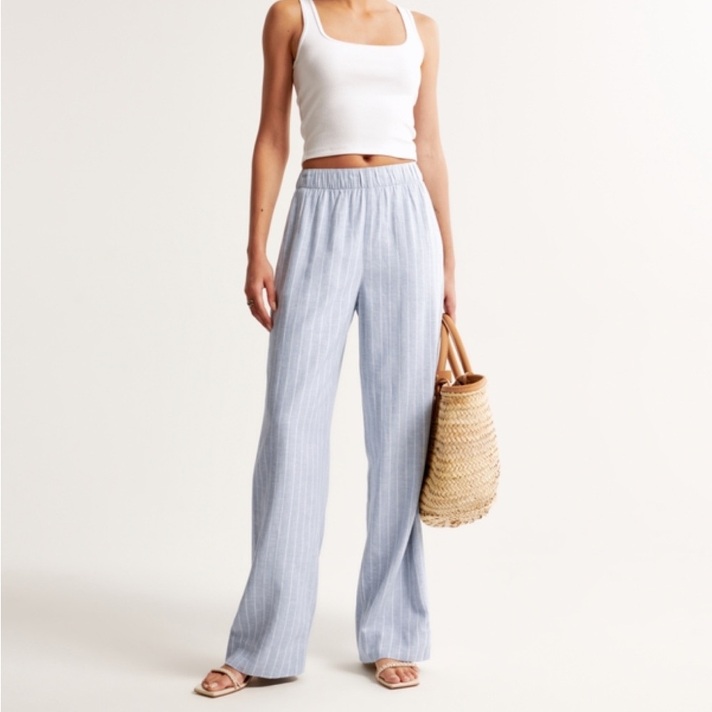 Women's Linen Blend Light Blue Striped Pants